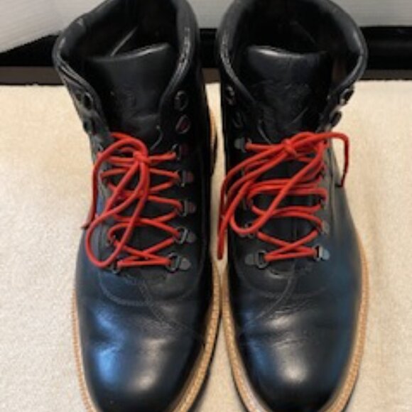 Timberland Boots - Picture 2 of 5